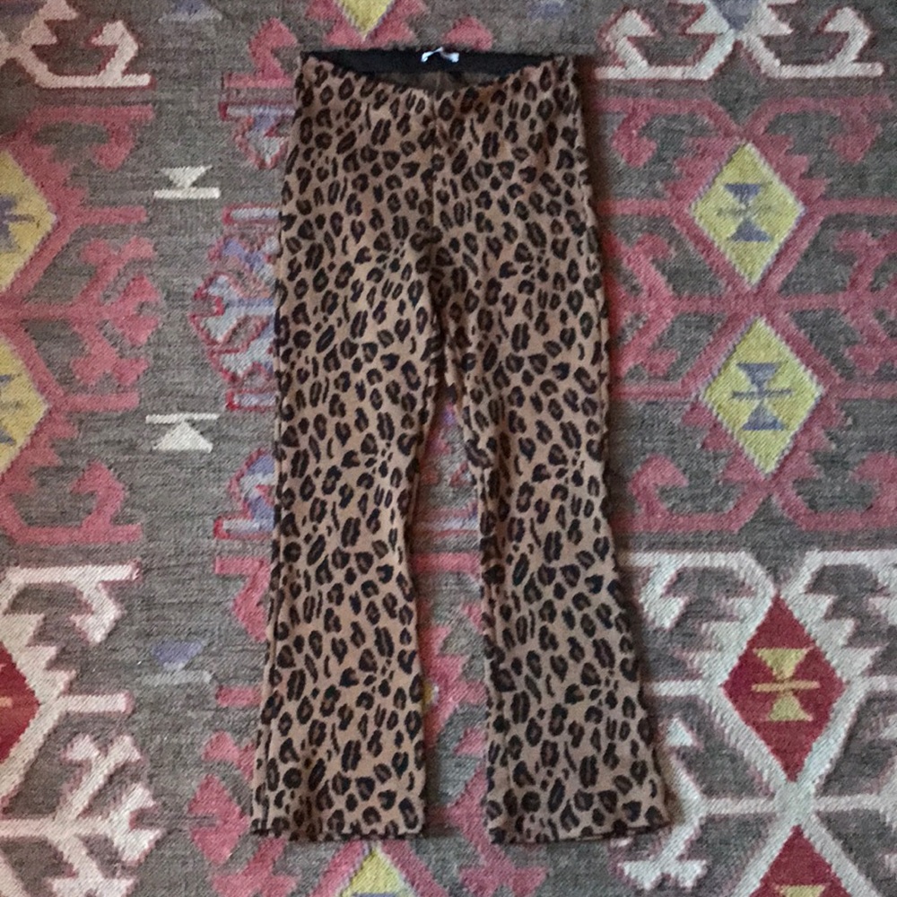 ZARA Cropped Leopard Pants 🐆